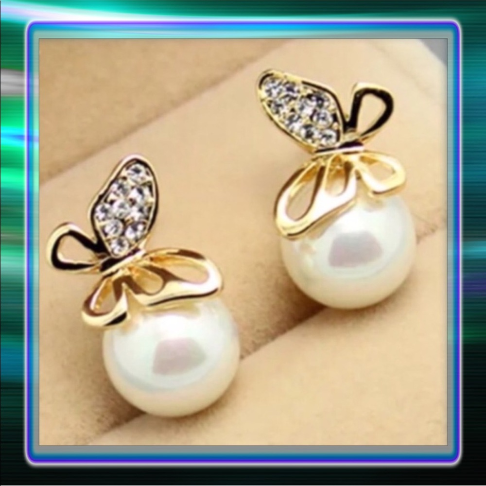 Butterfly Pearl Earrings